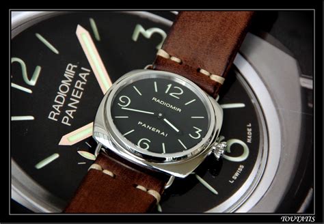 panerai 210|PAM 210 vs PAM 610 .